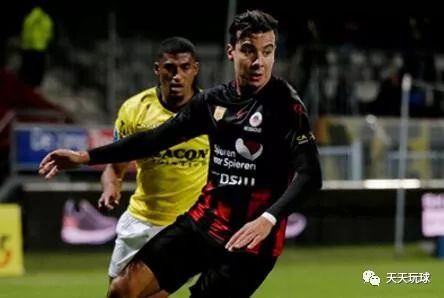 陈艾森领到退役证书，正式告别运动生涯